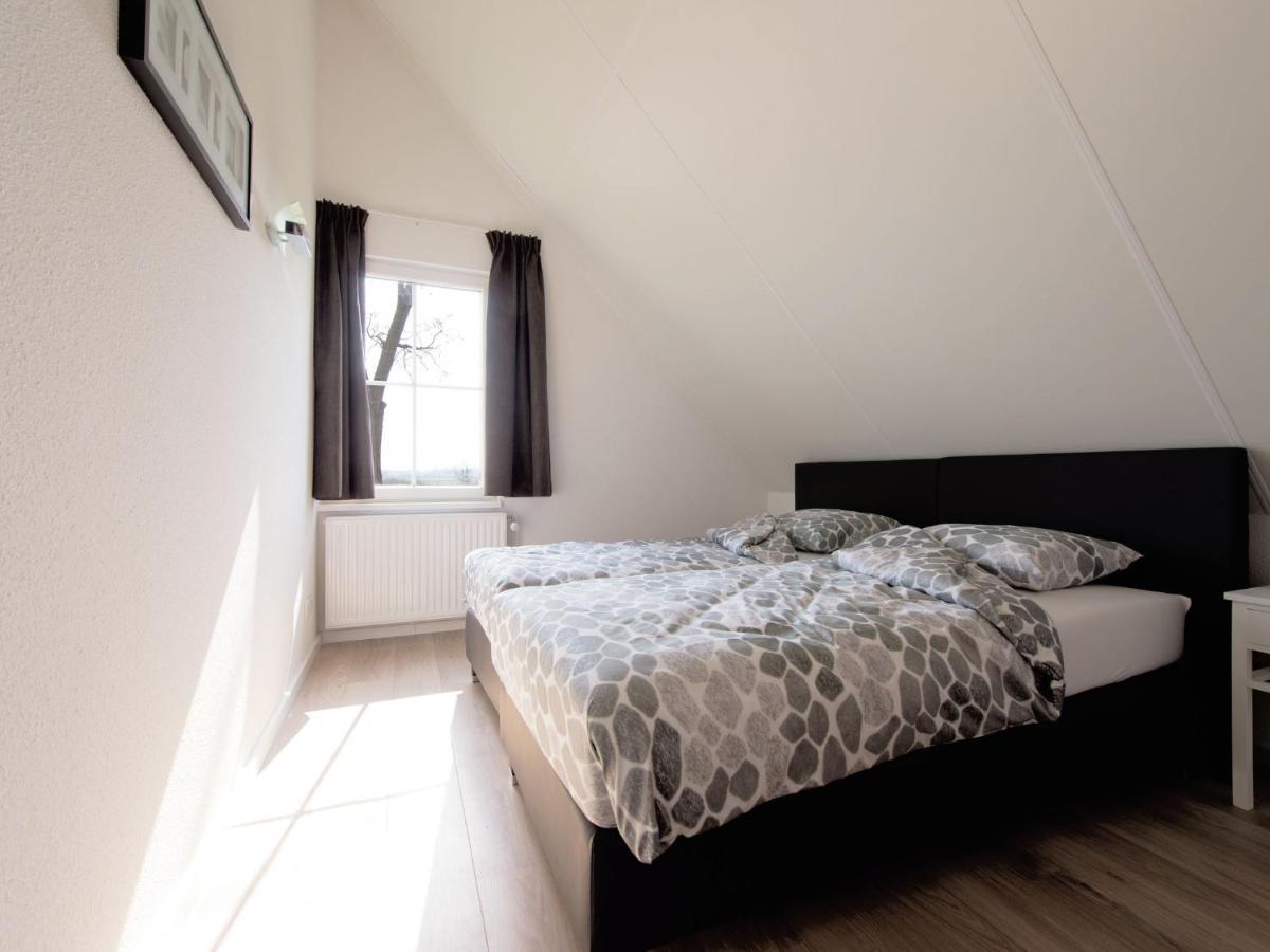 Spacious Home With A Fireplace At 3 Km From 발레나쏘 외부 사진