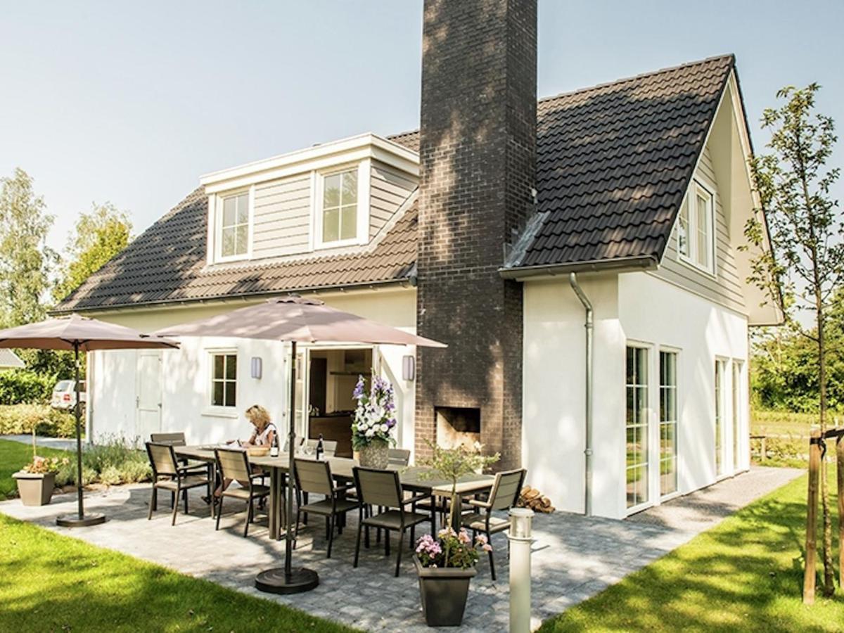 Spacious Home With A Fireplace At 3 Km From 발레나쏘 외부 사진